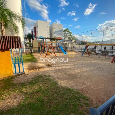 Apartamento com 52m², 2 quartos, 1 garagem, no bairro Aririú em Palhoça