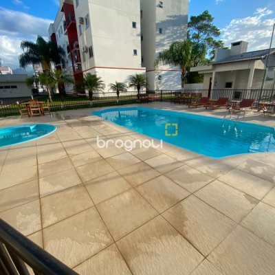 Apartamento com 52m², 2 quartos, 1 garagem, no bairro Aririú em Palhoça
