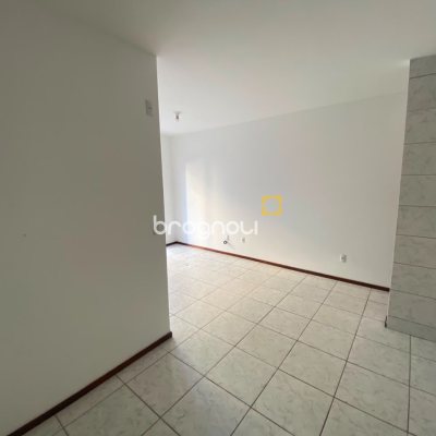 Apartamento com 52m², 2 quartos, 1 garagem, no bairro Aririú em Palhoça