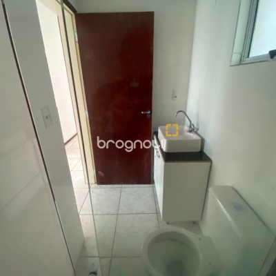 Apartamento com 52m², 2 quartos, 1 garagem, no bairro Aririú em Palhoça