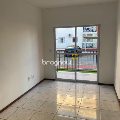 Apartamento com 52m², 2 quartos, 1 garagem, no bairro Aririú em Palhoça
