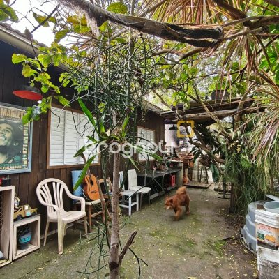 Terreno com 228m², no bairro Carvoeira em Florianópolis