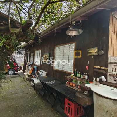 Terreno com 228m², no bairro Carvoeira em Florianópolis