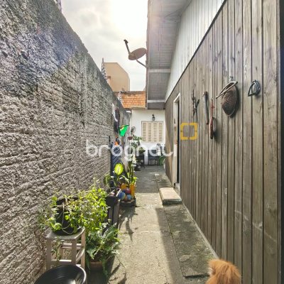 Terreno com 228m², no bairro Carvoeira em Florianópolis