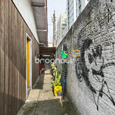 Terreno com 228m², no bairro Carvoeira em Florianópolis