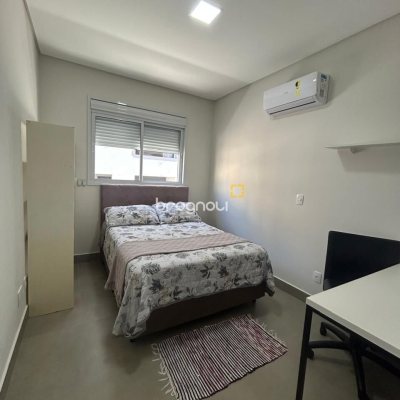 Apartamento com 69m², 2 quartos (sendo 1 suíte), 2 garagens, no bairro Ingleses em Florianópolis