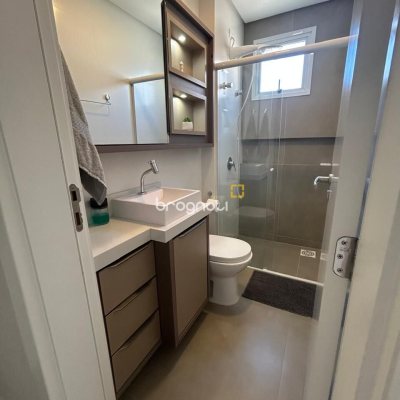 Apartamento com 69m², 2 quartos (sendo 1 suíte), 2 garagens, no bairro Ingleses em Florianópolis
