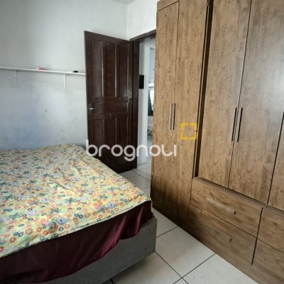 Casa com 90m², 4 quartos, 2 garagens, no bairro Capoeiras em Florianópolis
