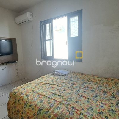 Casa com 90m², 4 quartos, 2 garagens, no bairro Capoeiras em Florianópolis