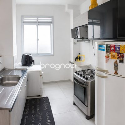 Apartamento com 47m², 2 quartos, 1 garagem, no bairro Forquilhas em São José