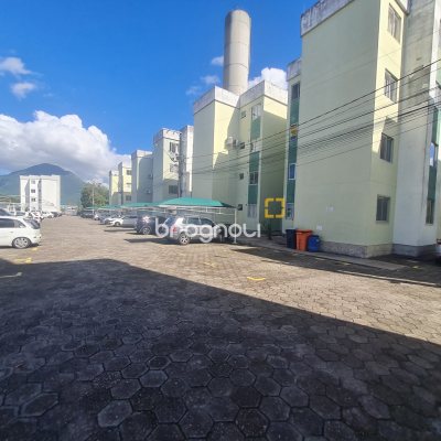 Apartamento com 46m², 2 quartos, 1 garagem, no bairro Barra do Aririú em Palhoça