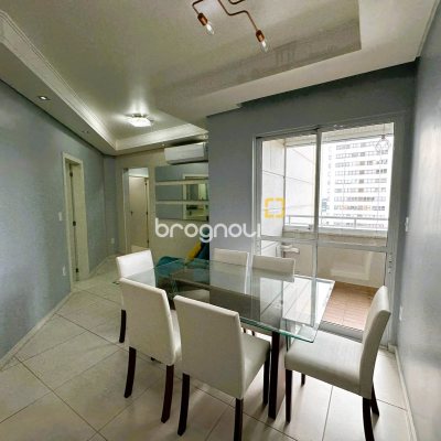 Apartamento com 88m², 3 quartos (sendo 1 suíte), 2 garagens, no bairro Pagani em Palhoça