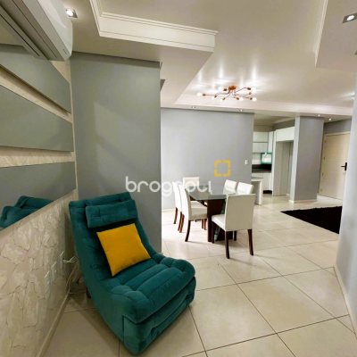 Apartamento com 88m², 3 quartos (sendo 1 suíte), 2 garagens, no bairro Pagani em Palhoça