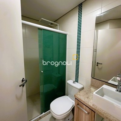 Apartamento com 88m², 3 quartos (sendo 1 suíte), 2 garagens, no bairro Pagani em Palhoça