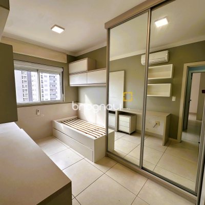 Apartamento com 88m², 3 quartos (sendo 1 suíte), 2 garagens, no bairro Pagani em Palhoça