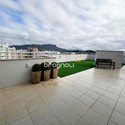 Apartamento com 88m², 3 quartos (sendo 1 suíte), 2 garagens, no bairro Pagani em Palhoça