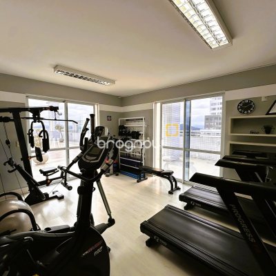 Apartamento com 88m², 3 quartos (sendo 1 suíte), 2 garagens, no bairro Pagani em Palhoça