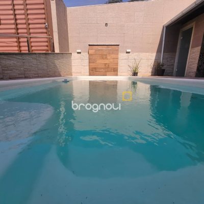 Casa com 220m², 4 quartos (sendo 1 suíte), 3 garagens, no bairro Jardim Cidade de Florianópolis em São José