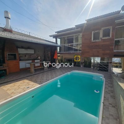 Casa com 220m², 4 quartos (sendo 1 suíte), 3 garagens, no bairro Jardim Cidade de Florianópolis em São José