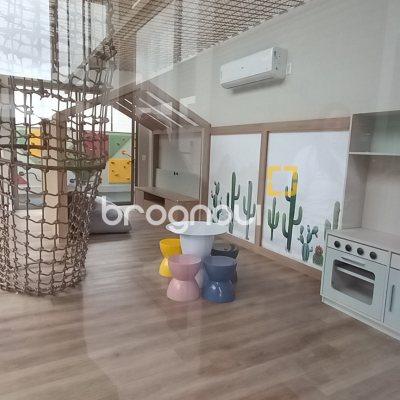 Apartamento com 101m², 2 quartos (sendo 2 suítes), 2 garagens, no bairro João Paulo em Florianópolis