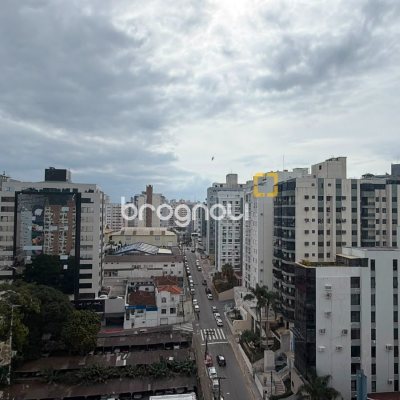 Apartamento com 60m², 2 quartos, no bairro Centro em Florianópolis