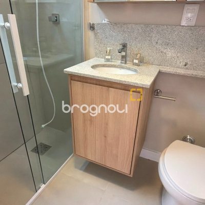 Apartamento com 60m², 2 quartos, no bairro Centro em Florianópolis