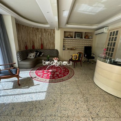 Apartamento com 60m², 2 quartos, no bairro Centro em Florianópolis