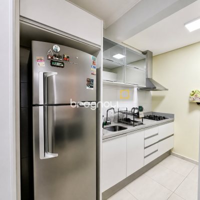 Apartamento com 74m², 2 quartos (sendo 1 suíte), 1 garagem, no bairro Ingleses em Florianópolis