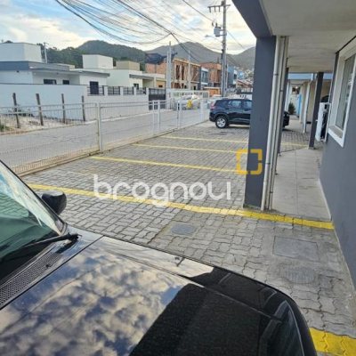 Apartamento com 62m², 2 quartos (sendo 1 suíte), 1 garagem, no bairro Ingleses em Florianópolis