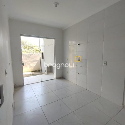 Apartamento com 62m², 2 quartos (sendo 1 suíte), 1 garagem, no bairro Ingleses em Florianópolis