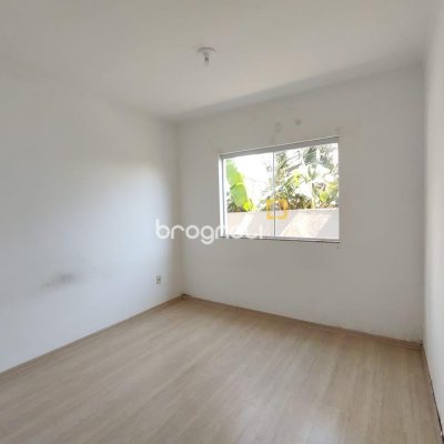 Apartamento com 62m², 2 quartos (sendo 1 suíte), 1 garagem, no bairro Ingleses em Florianópolis