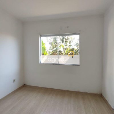 Apartamento com 62m², 2 quartos (sendo 1 suíte), 1 garagem, no bairro Ingleses em Florianópolis