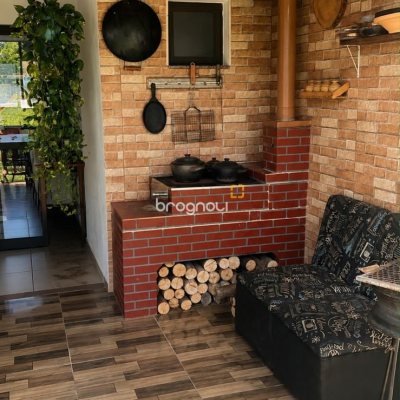 Casa com 68m², 2 quartos, 2 garagens, no bairro Sertão do Maruim em São José
