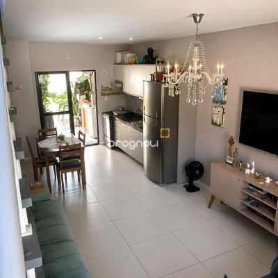 Casa com 68m², 2 quartos, 2 garagens, no bairro Sertão do Maruim em São José