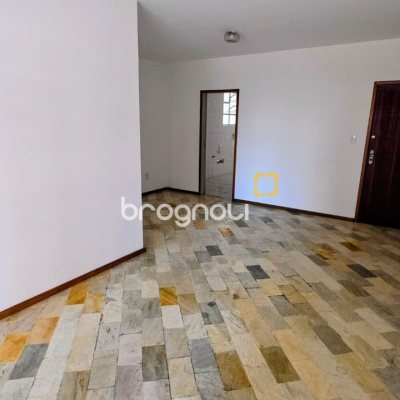 Apartamento com 111m², 3 quartos (sendo 1 suíte), 1 garagem, no bairro Kobrasol em São José