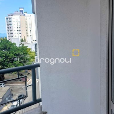 Apartamento com 111m², 3 quartos (sendo 1 suíte), 1 garagem, no bairro Kobrasol em São José