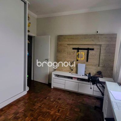 Apartamento com 111m², 2 quartos (sendo 1 suíte), 1 garagem, no bairro Centro em Florianópolis
