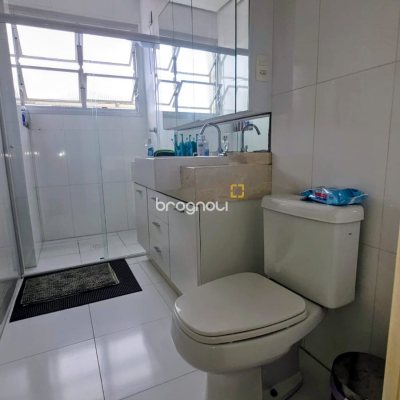 Apartamento com 111m², 2 quartos (sendo 1 suíte), 1 garagem, no bairro Centro em Florianópolis