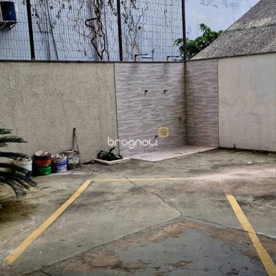 Apartamento com 41m², 1 quarto, 1 garagem, no bairro Canasvieiras em Florianópolis