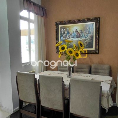 Apartamento com 86m², 3 quartos (sendo 1 suíte), no bairro Centro em Florianópolis