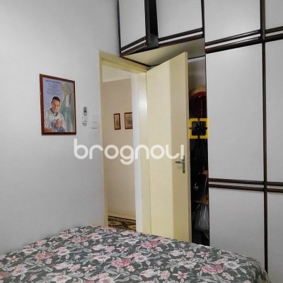 Apartamento com 86m², 3 quartos (sendo 1 suíte), no bairro Centro em Florianópolis