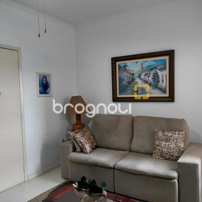 Apartamento com 86m², 3 quartos (sendo 1 suíte), no bairro Centro em Florianópolis