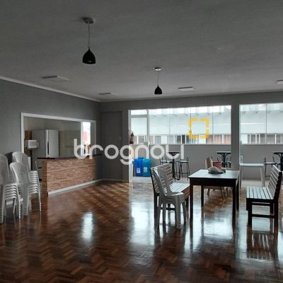 Apartamento com 86m², 3 quartos (sendo 1 suíte), no bairro Centro em Florianópolis
