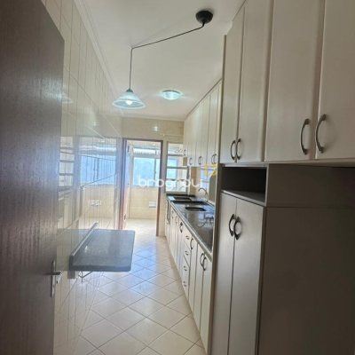 Apartamento com 88m², 3 quartos (sendo 1 suíte), 1 garagem, no bairro Nossa Senhora do Rosário em São José