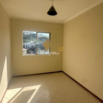 Apartamento com 88m², 3 quartos (sendo 1 suíte), 1 garagem, no bairro Nossa Senhora do Rosário em São José