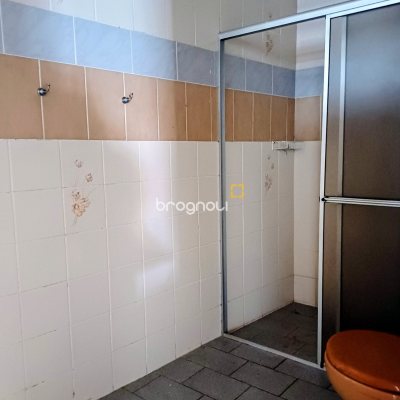 Casa com 504m², 4 quartos (sendo 2 suítes), 3 garagens, no bairro Daniela em Florianópolis