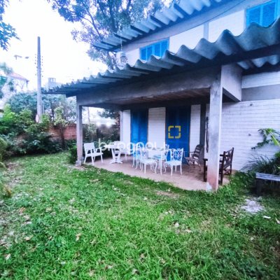 Terreno com 495m², no bairro Canasvieiras em Florianópolis