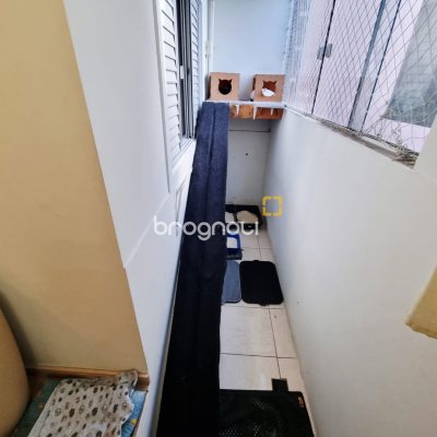 Casa com 276m², 5 quartos (sendo 1 suíte), 2 garagens, no bairro Serraria em São José