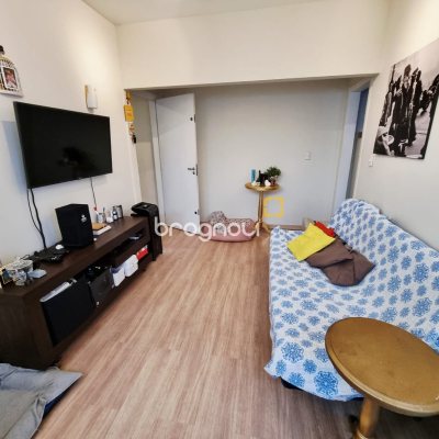 Casa com 276m², 5 quartos (sendo 1 suíte), 2 garagens, no bairro Serraria em São José