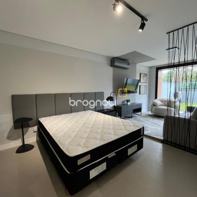 Studio com 62m², 1 quarto, 1 garagem, no bairro Lagoa da Conceição em Florianópolis